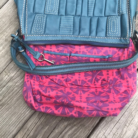 Funky patchwork FOSSIL with key FOB - Picture 5 of 5